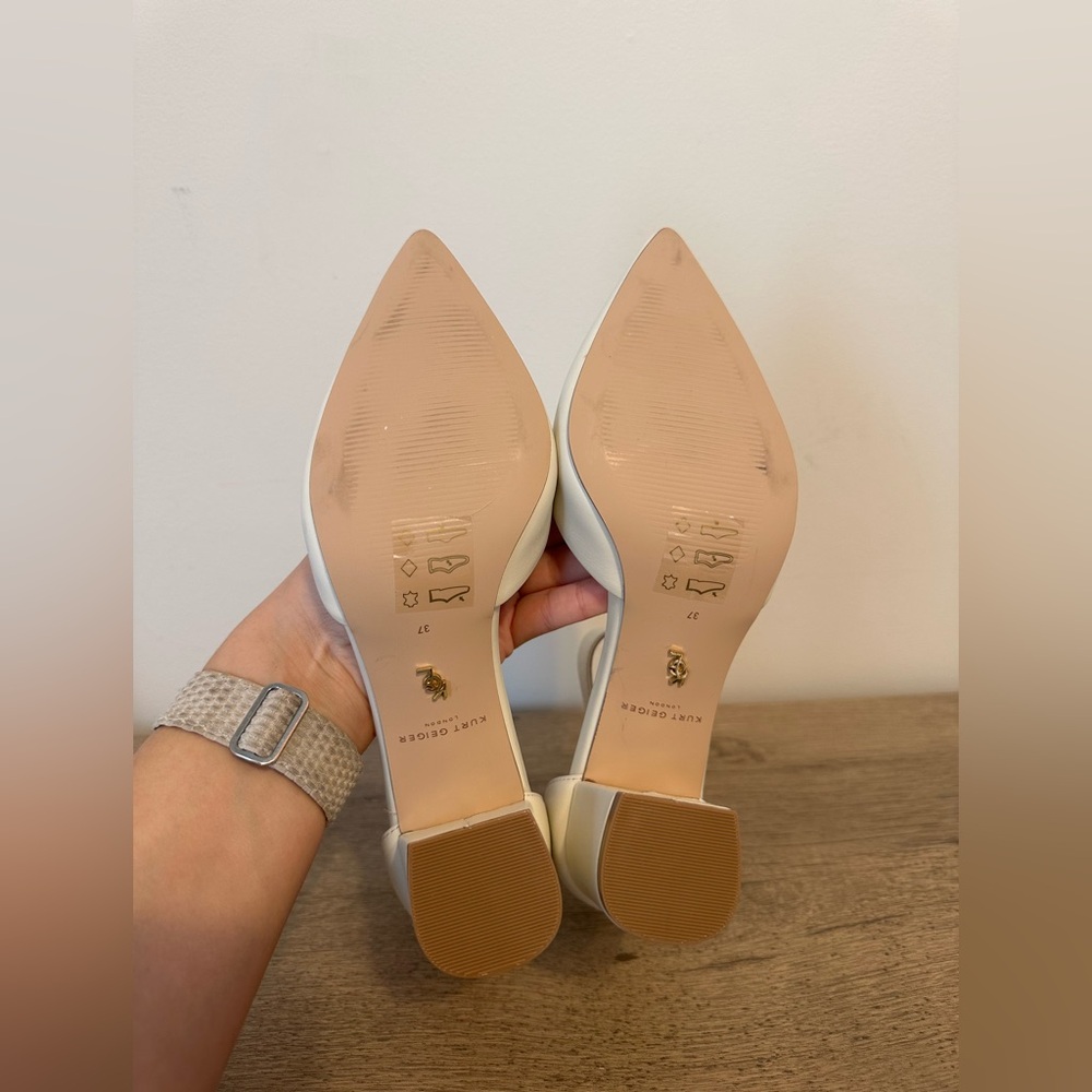 NWT Kurt Geiger Ivory Point Block Heels (Size 7) - Picture 5 of 5